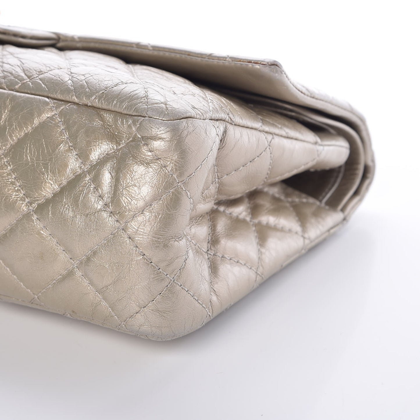 Metallic Aged Calfskin Quilted 2.55 Reissue 226 Flap Gold