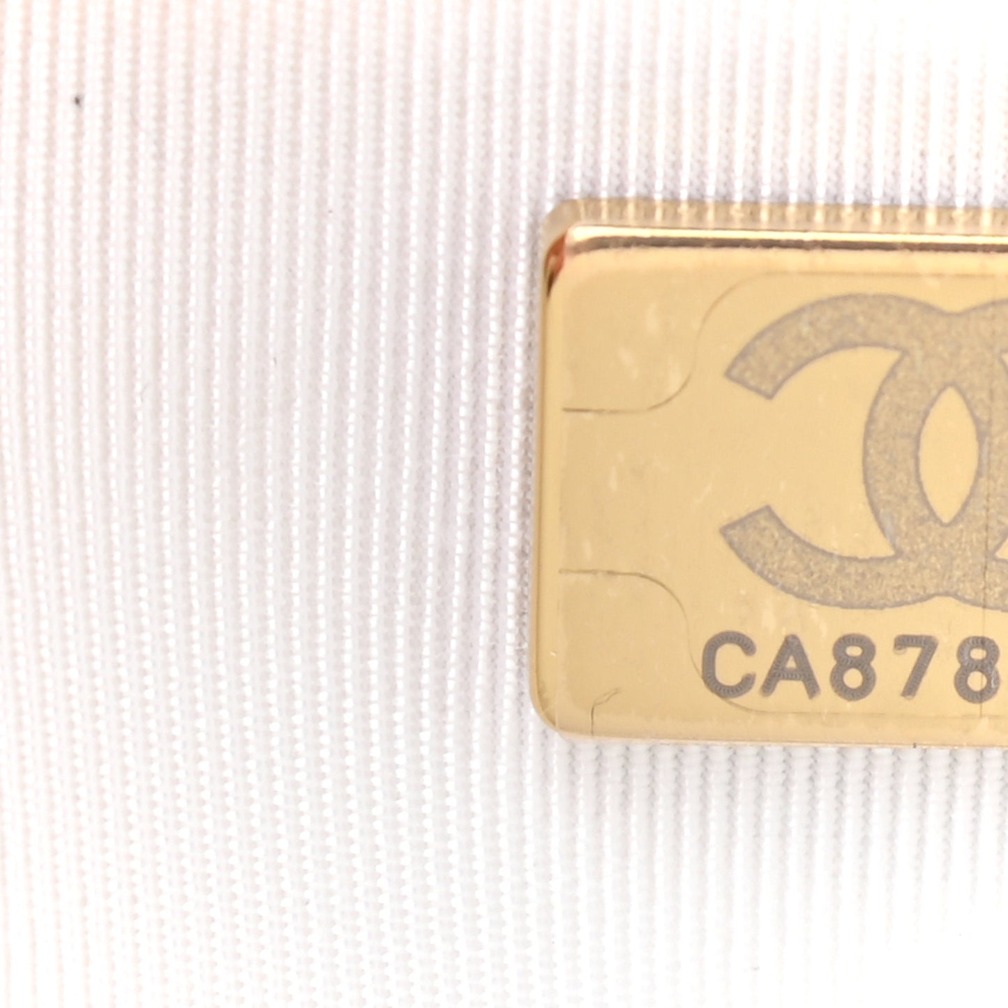 Caviar Quilted Wallet On Chain WOC White