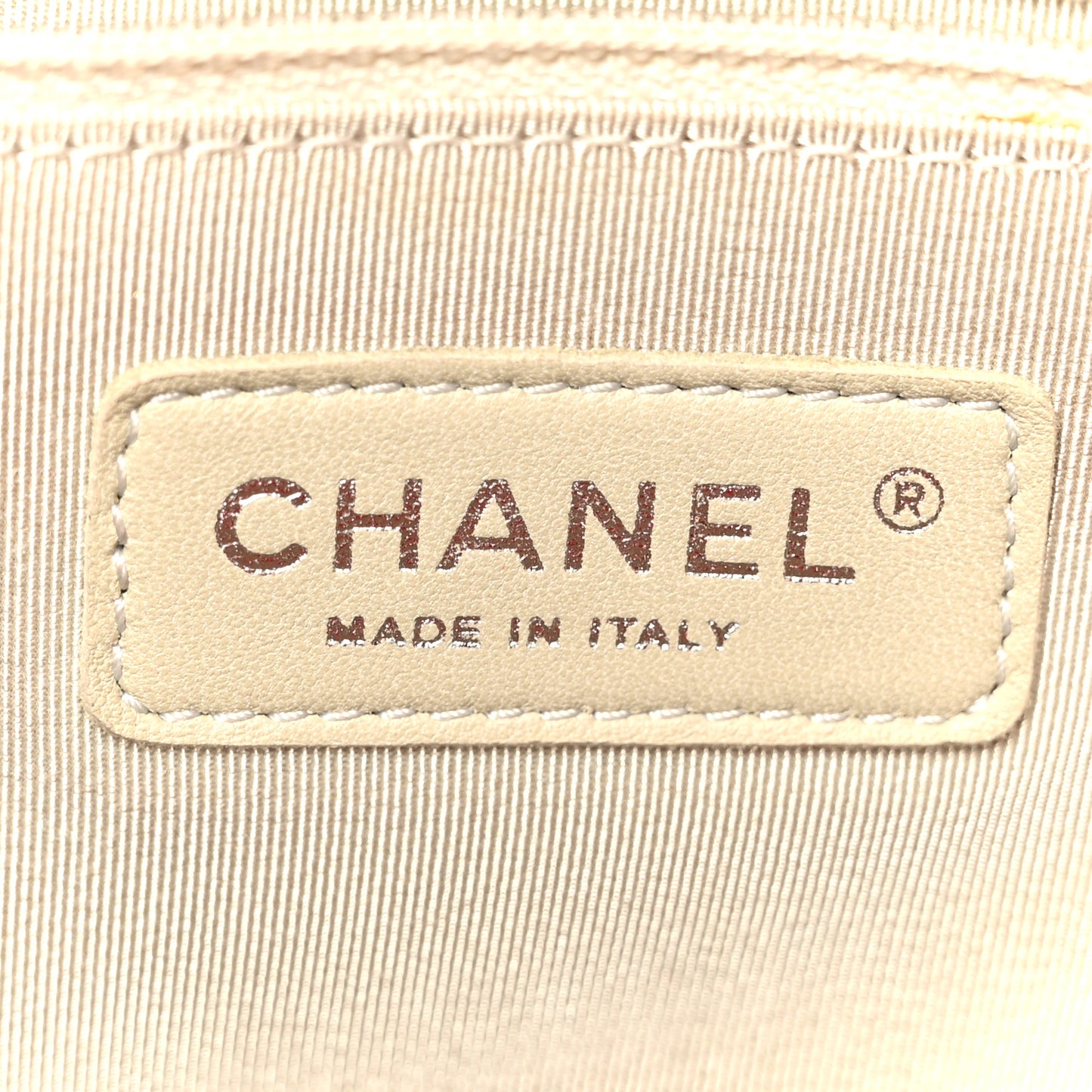 Washed Lambskin Quilted Maxi Chain Around Flap Red