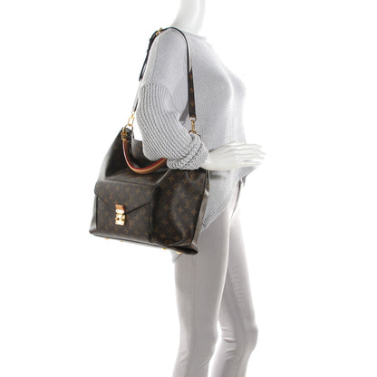 Louis Vuitton Monogram Metis 4 of 9