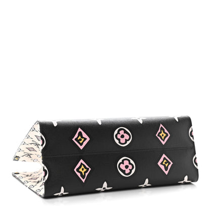 Louis Vuitton Monogram Giant Wild At Heart Onthego GM Black 4 of 10