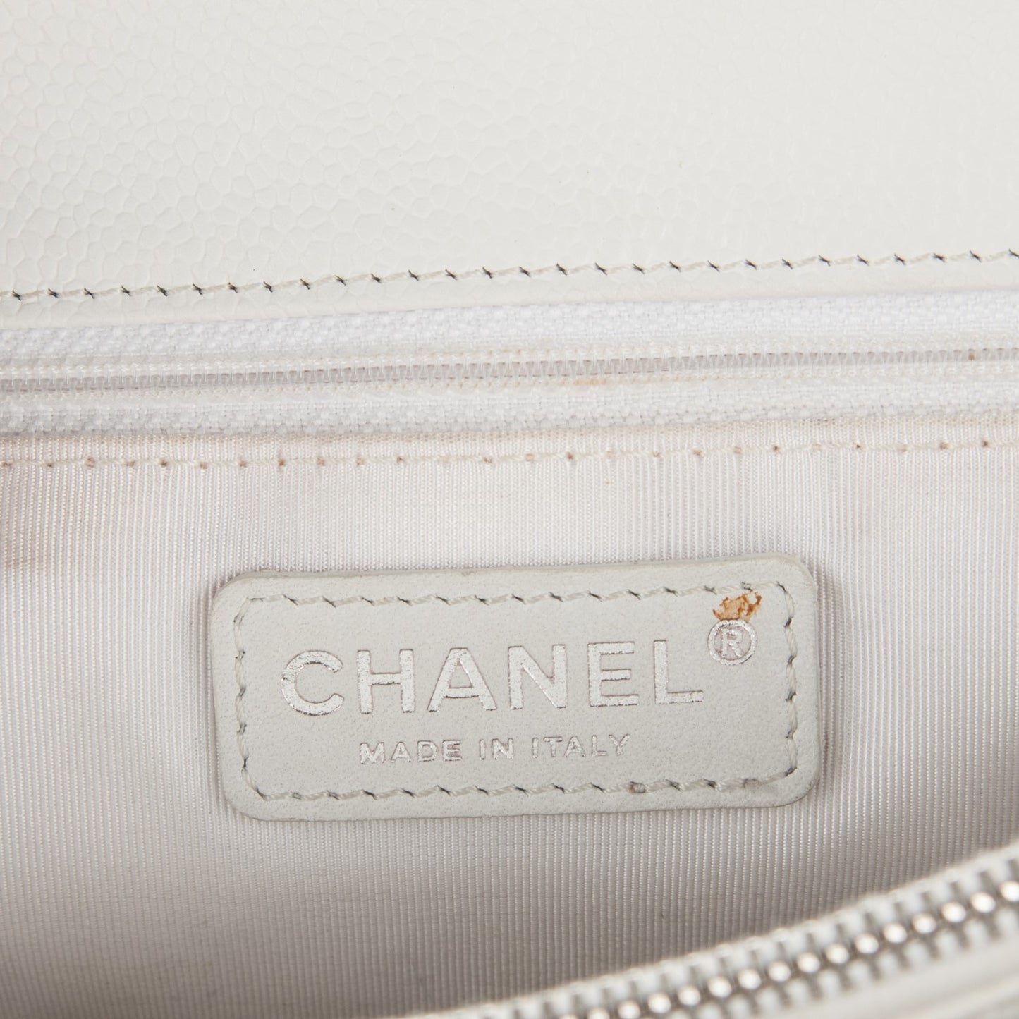 Caviar Quilted Grand Shopping Tote GST White