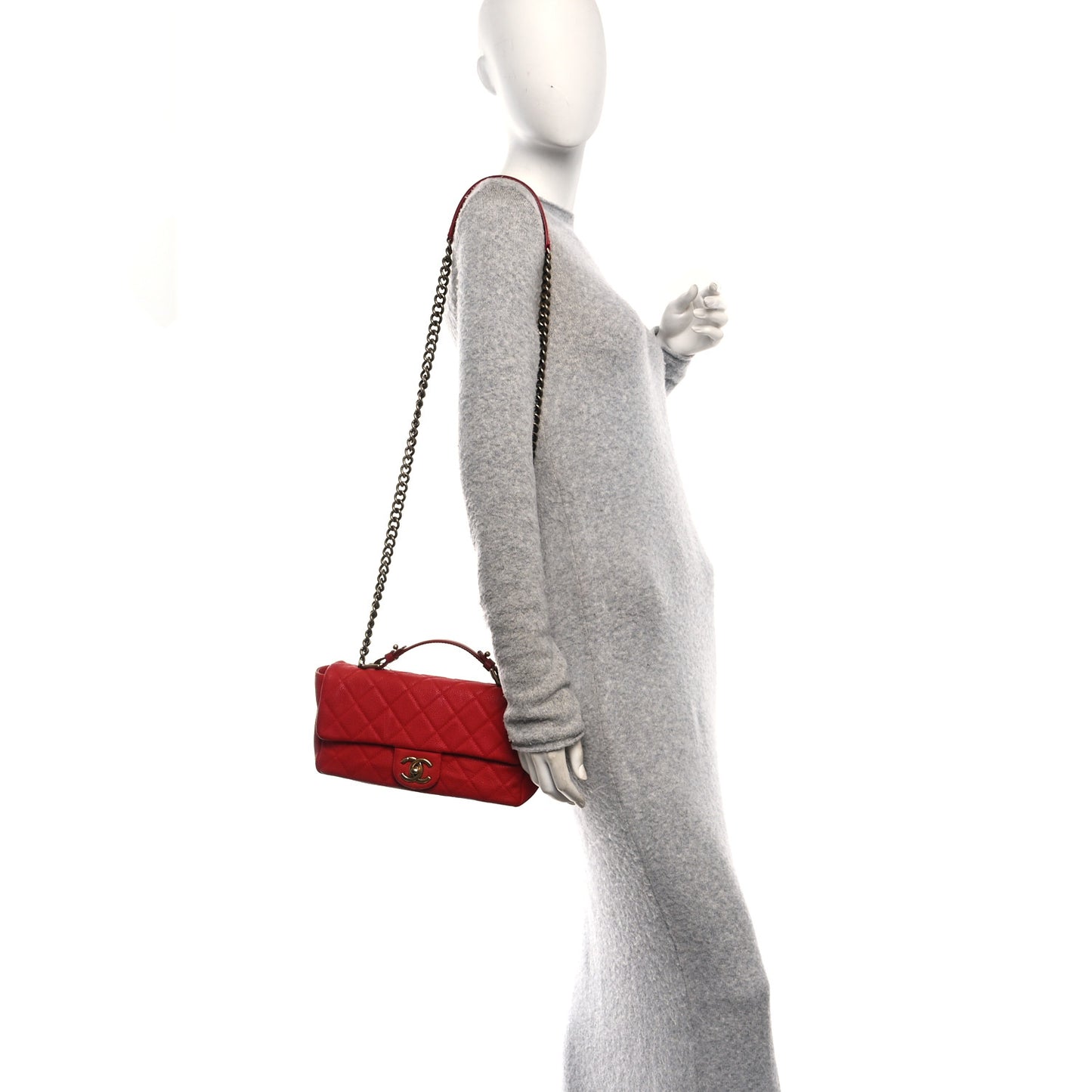 Iridescent Caviar Quilted Medium Chic Quilt Flap Red