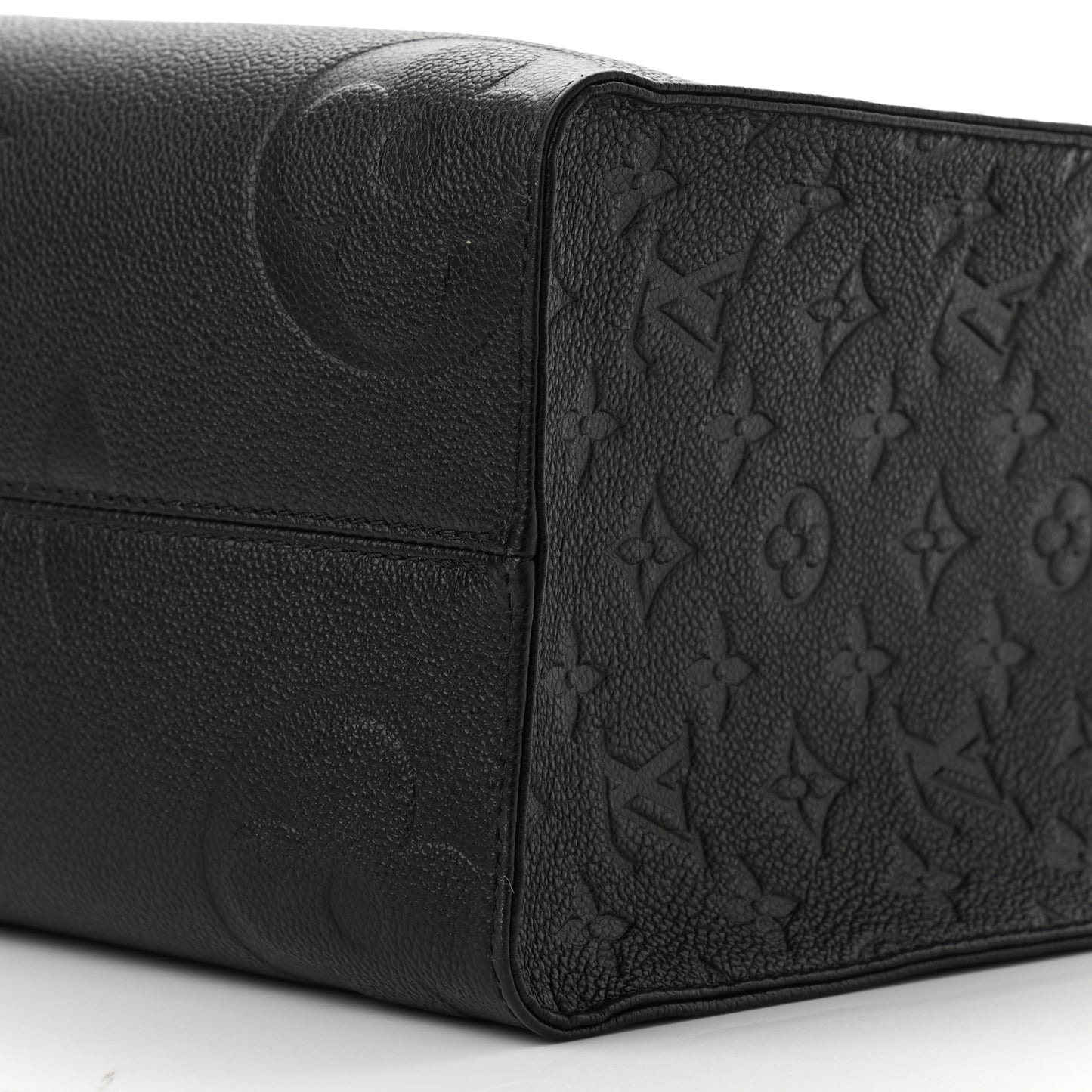 Empreinte Monogram Giant Onthego MM Black