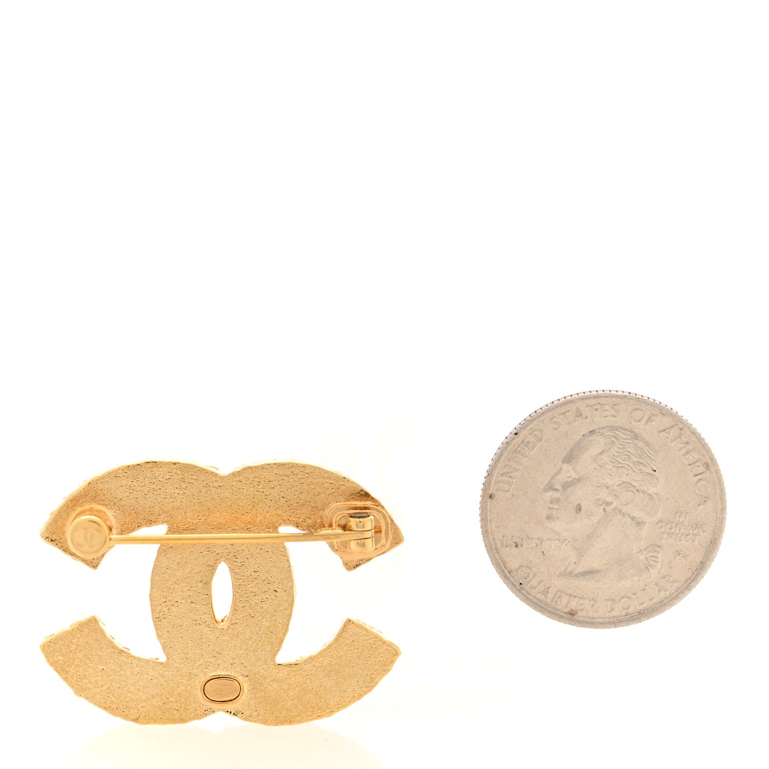 Chanel Metal Enamel CC Brooch Gold Pink 2 of 4