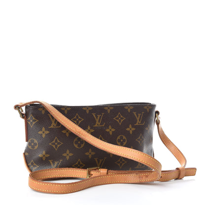 Louis Vuitton Monogram Trotteur 3 of 15