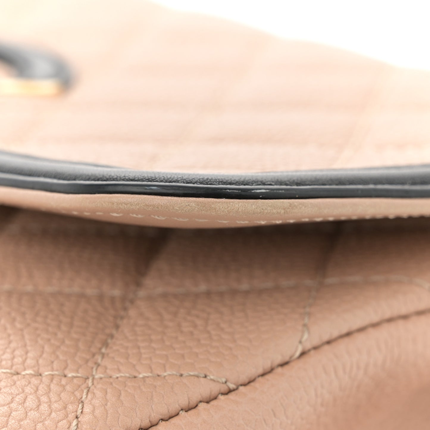 Caviar Quilted Medium CC Filigree Flap Beige Black