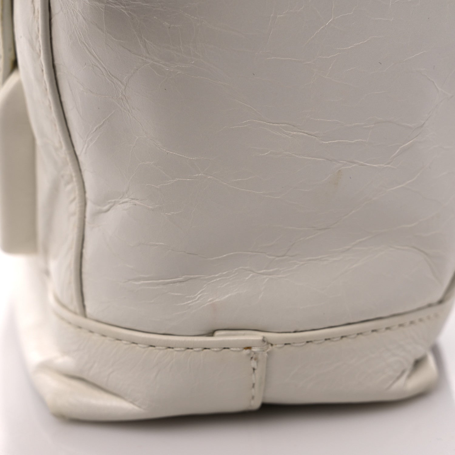 Bottega Veneta Paper Calfskin Maxi Intrecciato Small Arco Slouch Plaster 13 of 13