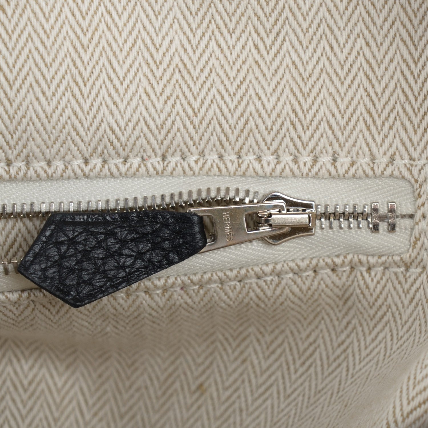 Hermes Taurillon Clemence Victoria II 35 Black 5 of 14
