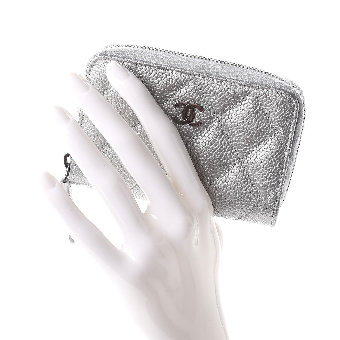 Metallic Caviar Quilted Zip Coin Purse Silver
