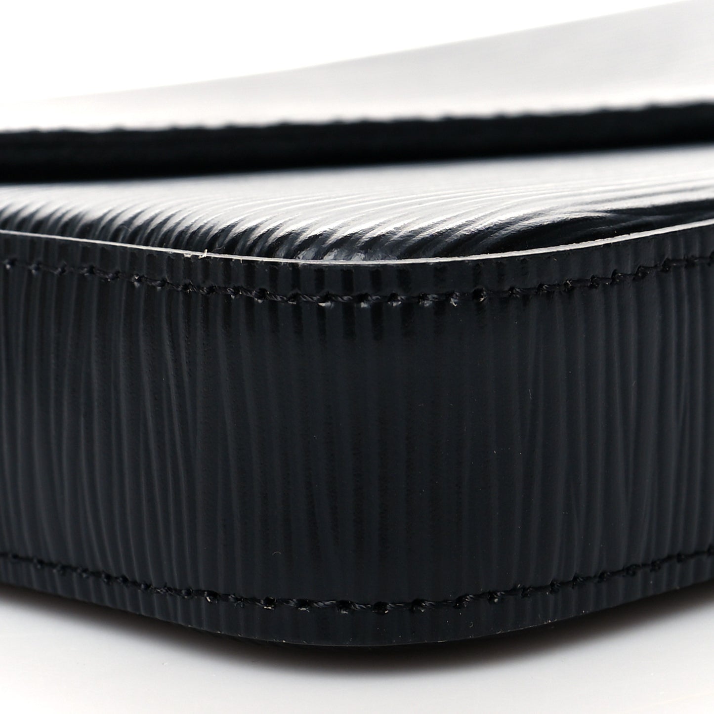Epi Pochette Felicie Black