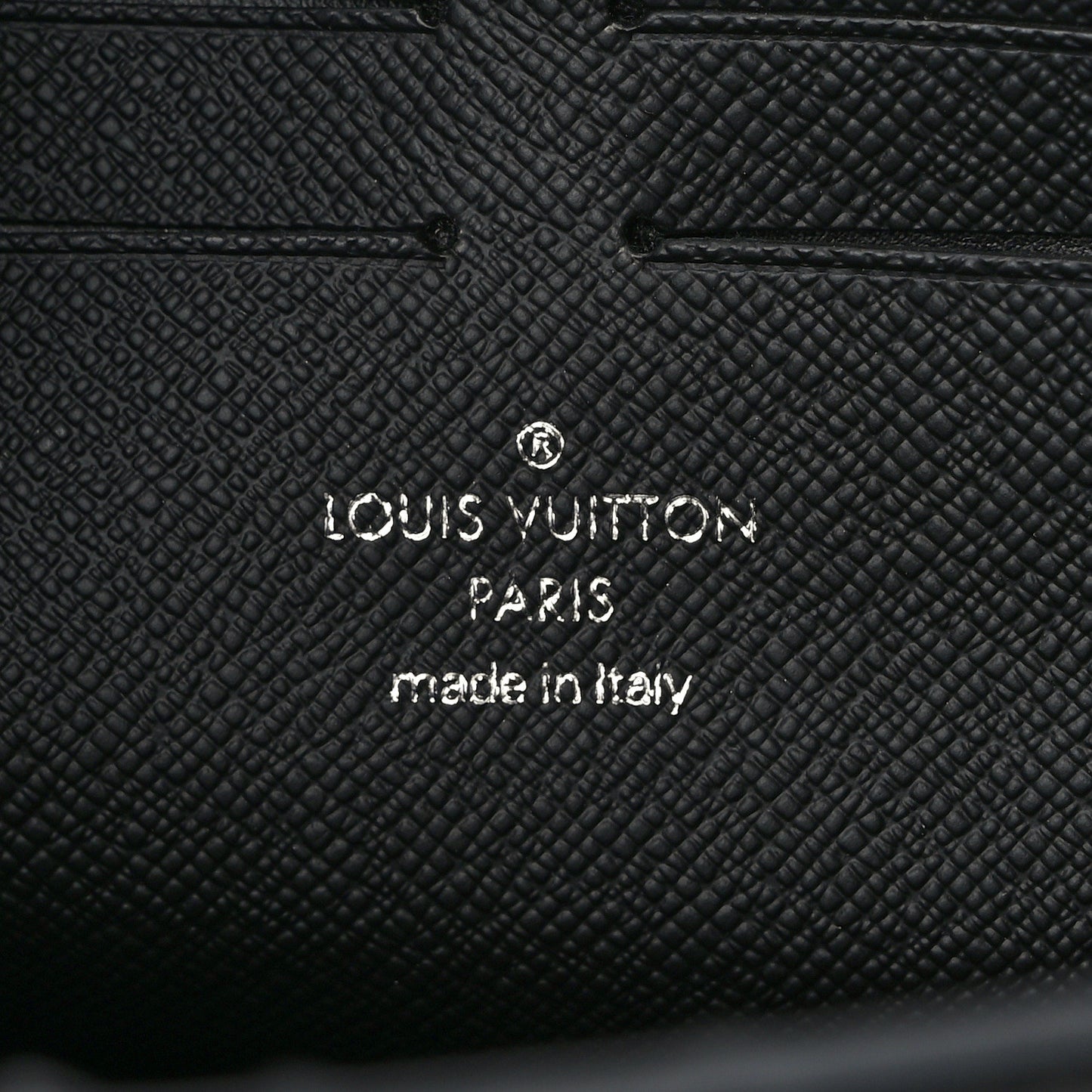 Monogram Eclipse Reverse Pochette Voyage MM