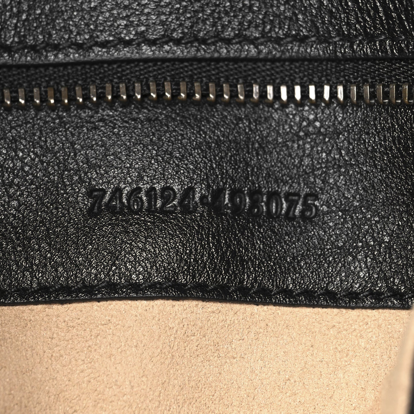 Softy Wonka Textured Dollar Calfskin Medium Diana Shoulder Bag Black