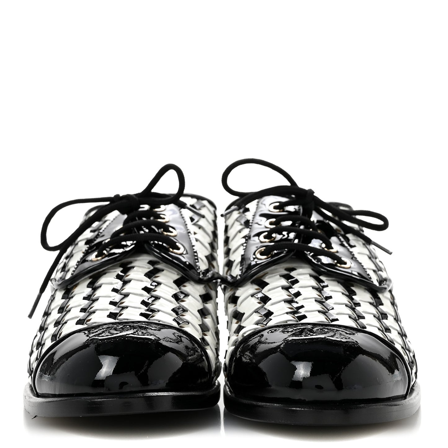 Lambskin Braided Patent CC Lace Up Oxfords 39 Black White