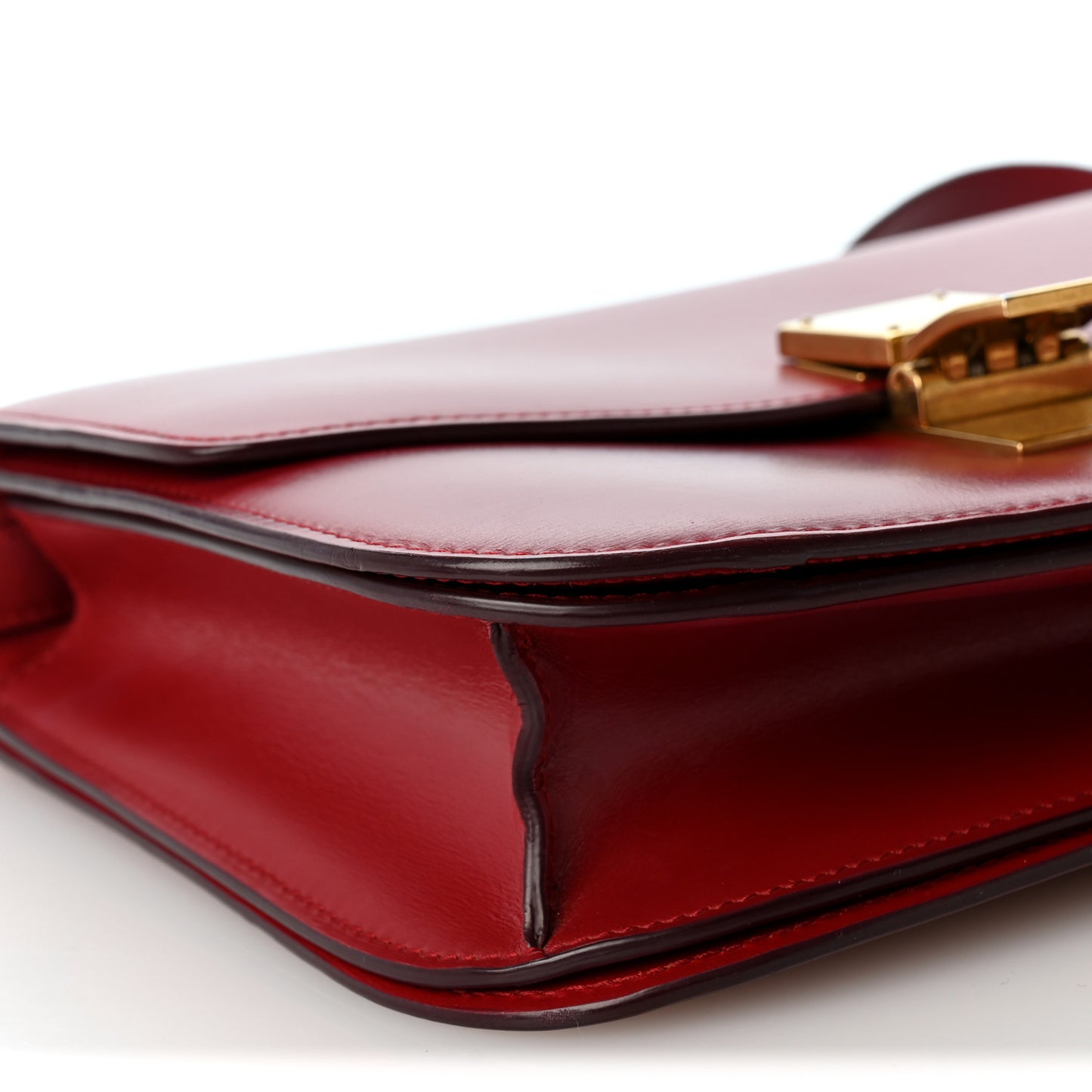Box Calfskin Medium Classic Box Flap Bag Red