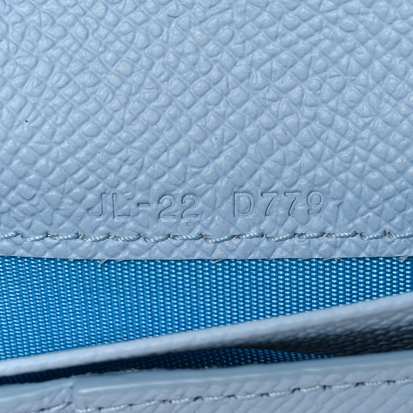 Grained Calfskin Gancini Continental Wallet Light Blue