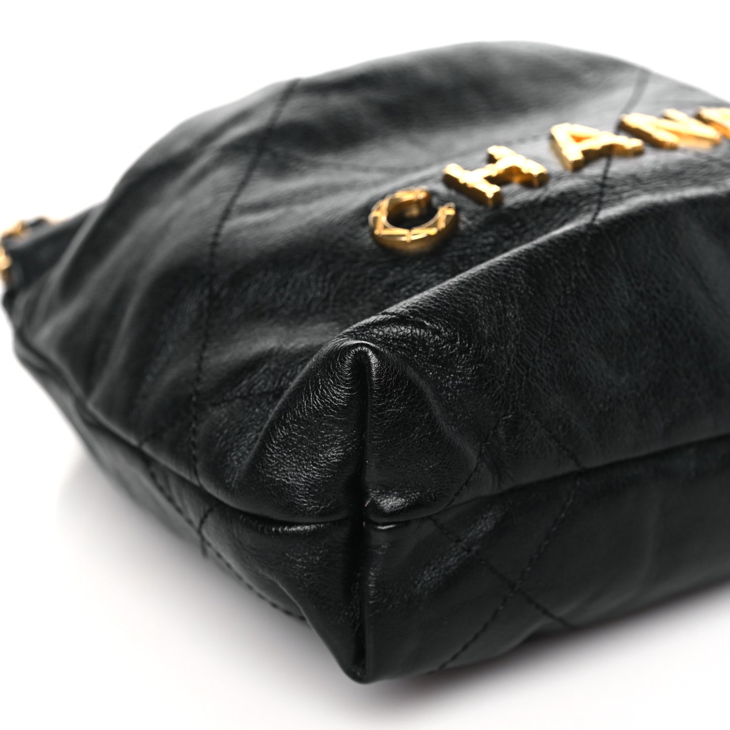 Shiny Crumpled Calfskin Quilted Pearl Mini Chanel 22 Black