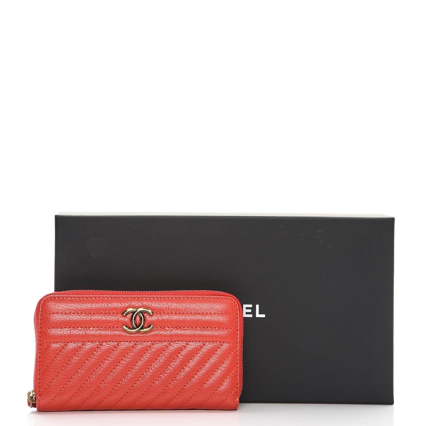 Shiny Goatskin Diagonal Quilted Small Zip Around Wallet Red