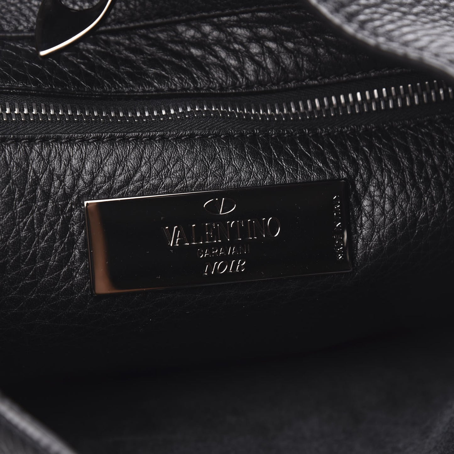 Pebbled Calfskin Butterfly Small Guitar Strap Rockstud Rolling Flip-Lock Messenger Bag Black