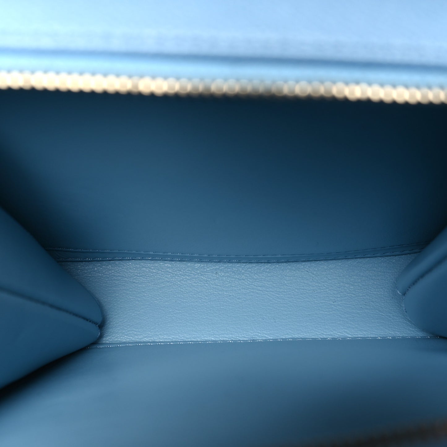 Caviar Quilted Small Pick Me Up Vanity Case Light Blue