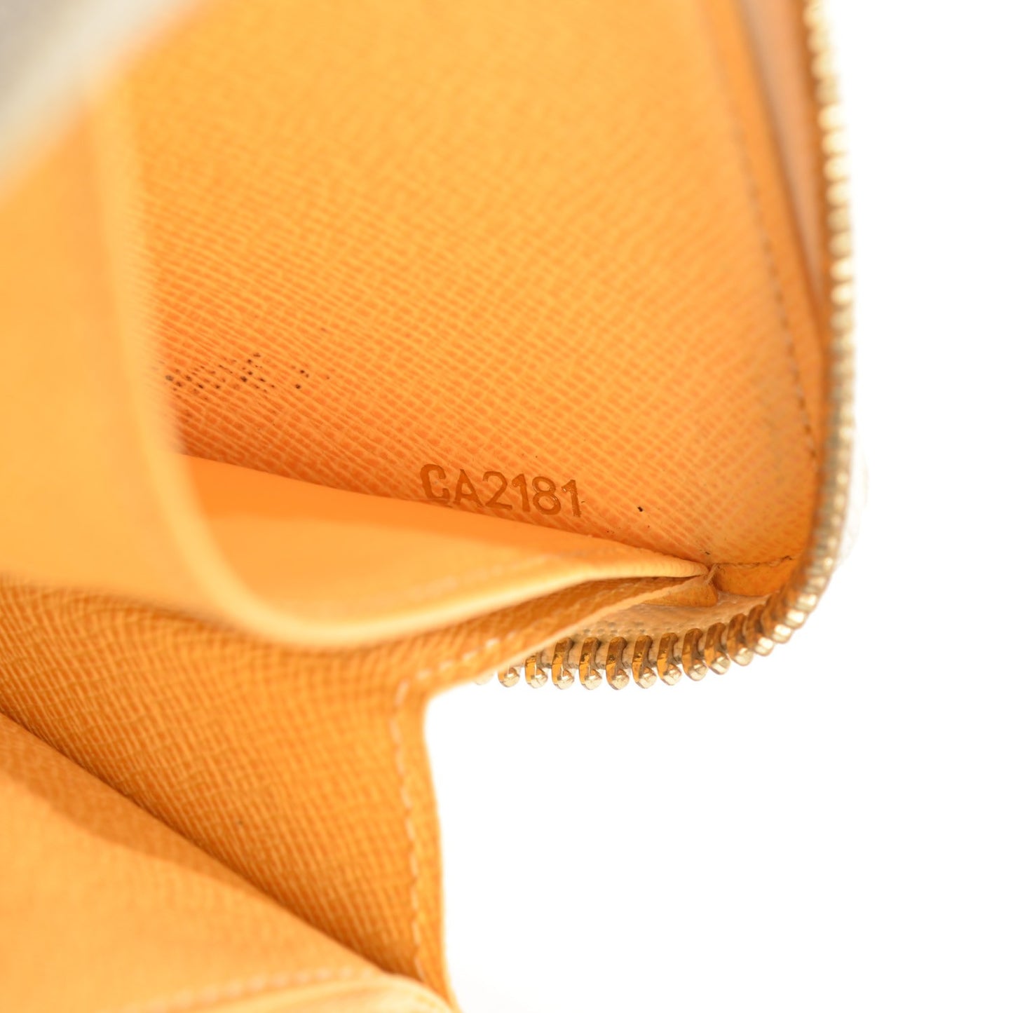 Damier Azur Illustre Zippy Wallet
