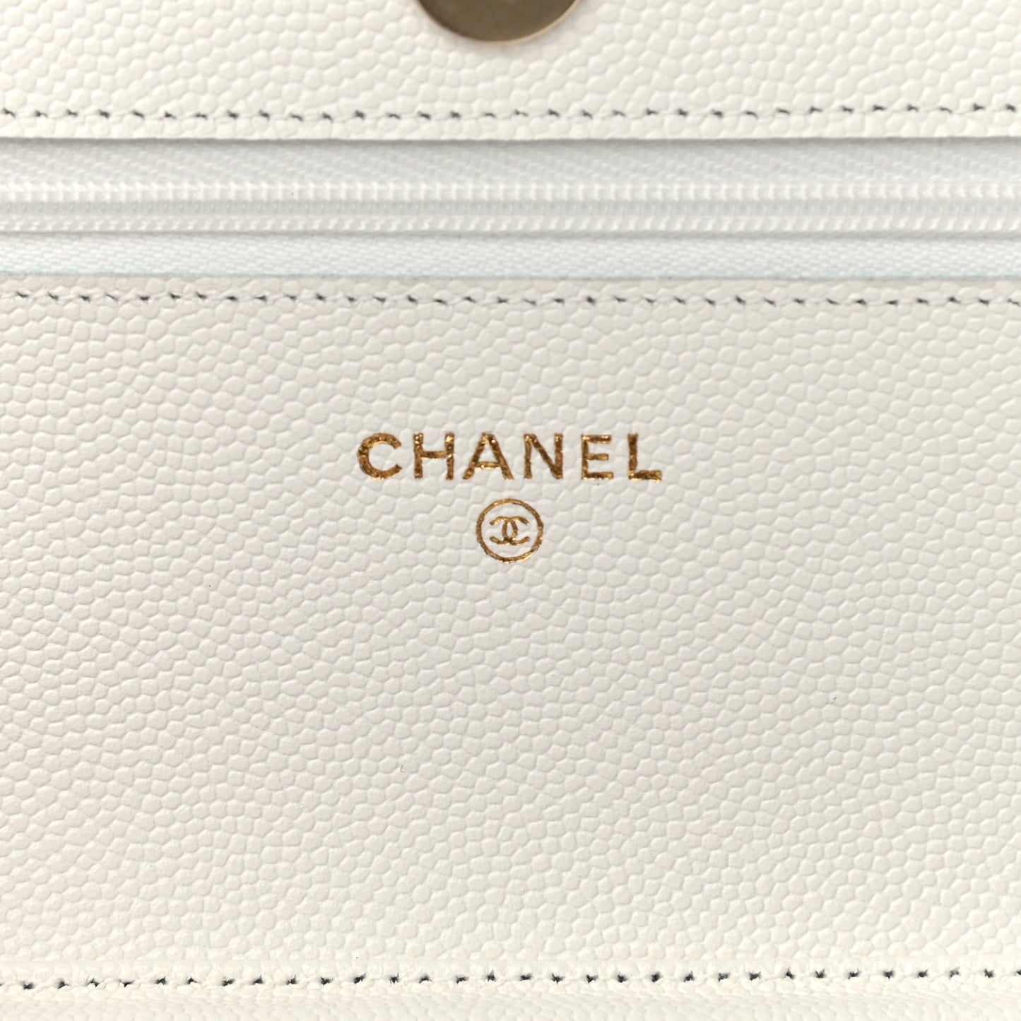 Caviar Quilted Wallet On Chain WOC White