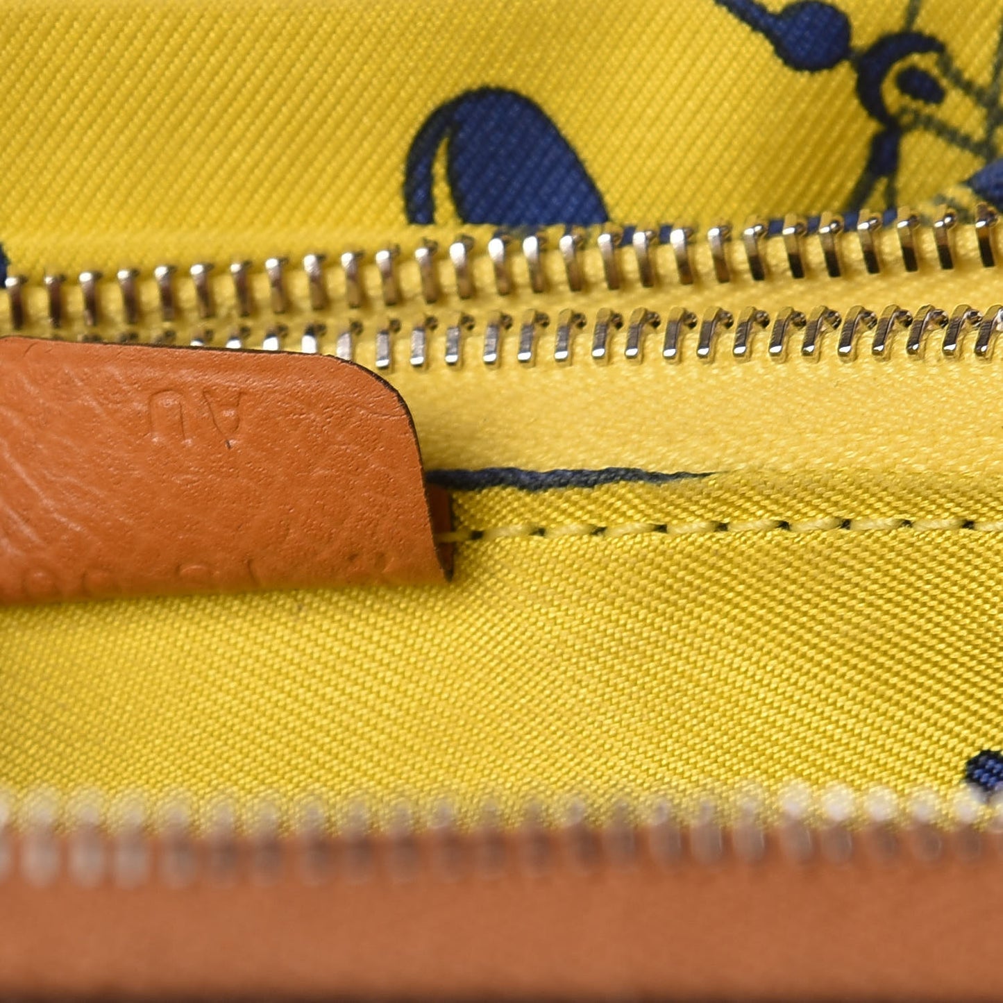 Epsom Silk'in Compact Wallet Gold