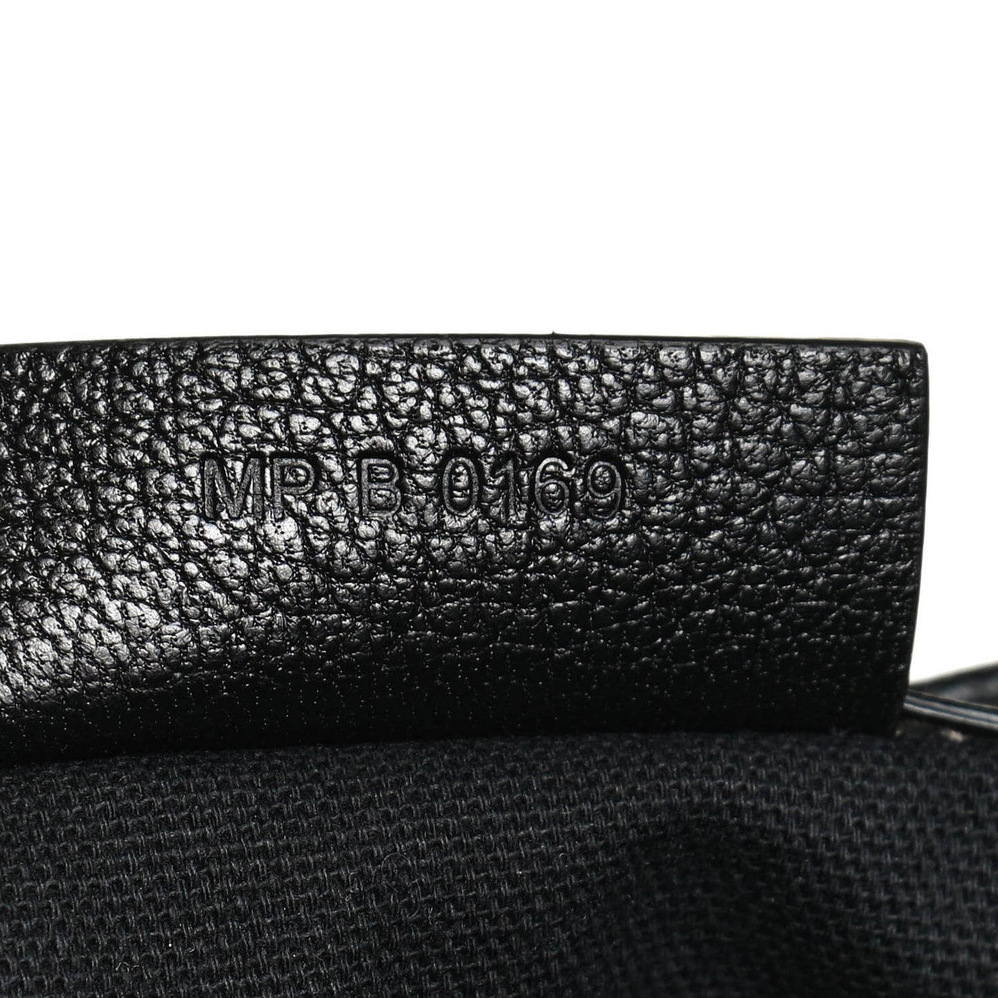 Sugar Goatskin Medium Antigona Black
