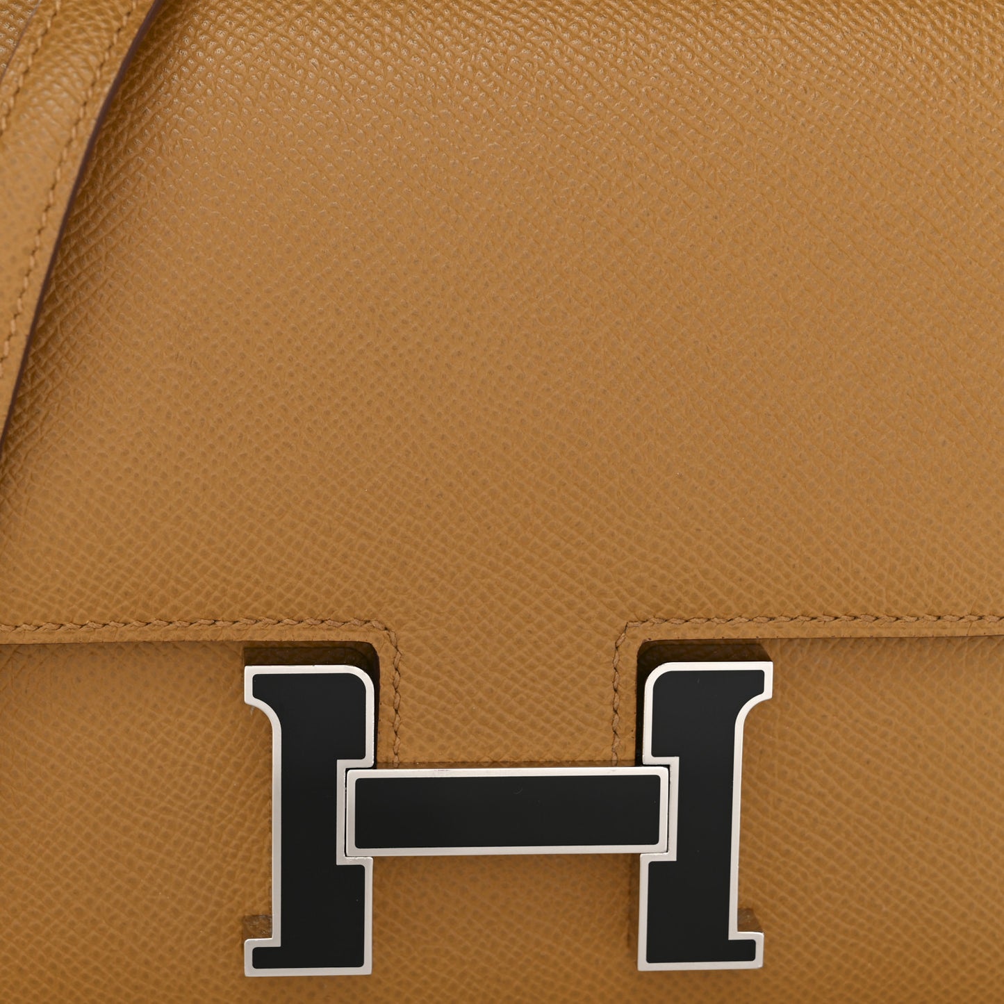 Epsom Enamel Constance 18 Sesame Black