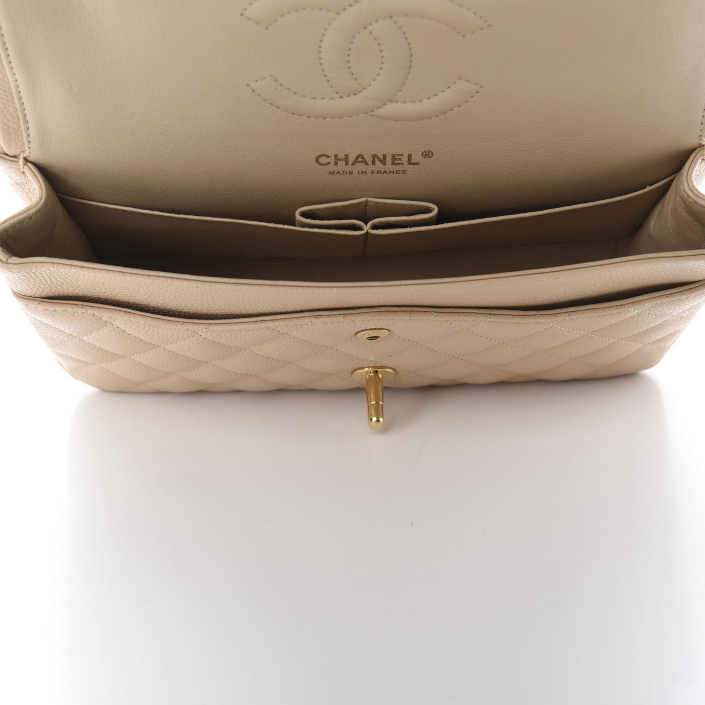 Caviar Quilted Medium Double Flap Beige Clair