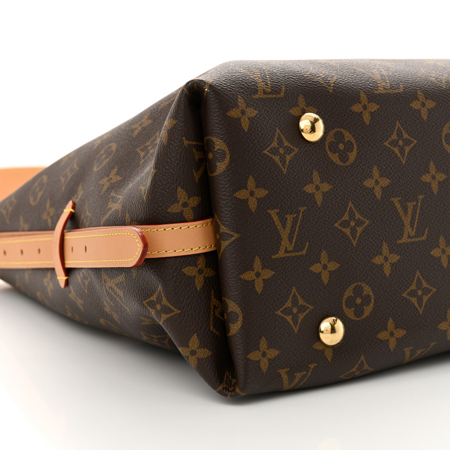 Louis Vuitton Monogram Carryall MM 8 of 10