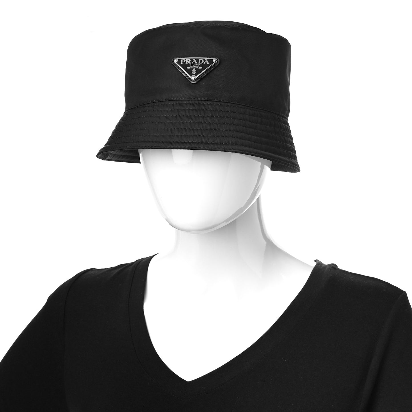Re-Nylon Metal Triangle Logo Mens Bucket Hat M Black