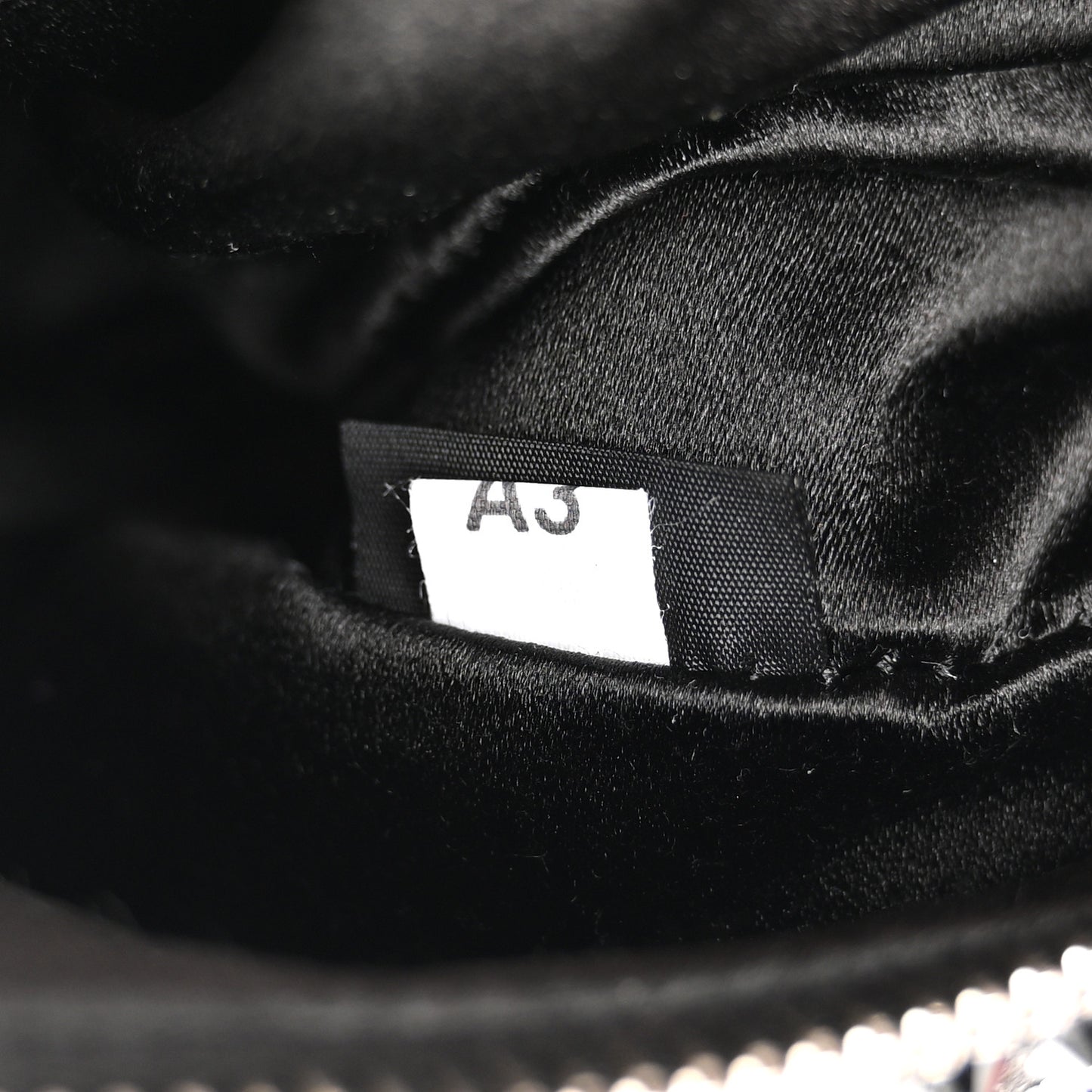 Satin Crystal Re-Edition 2005 Shoulder Bag Black