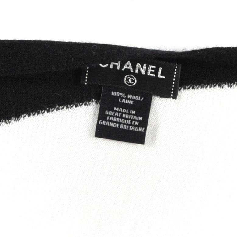Chanel Wool CC Scarf White Black 5 of 5