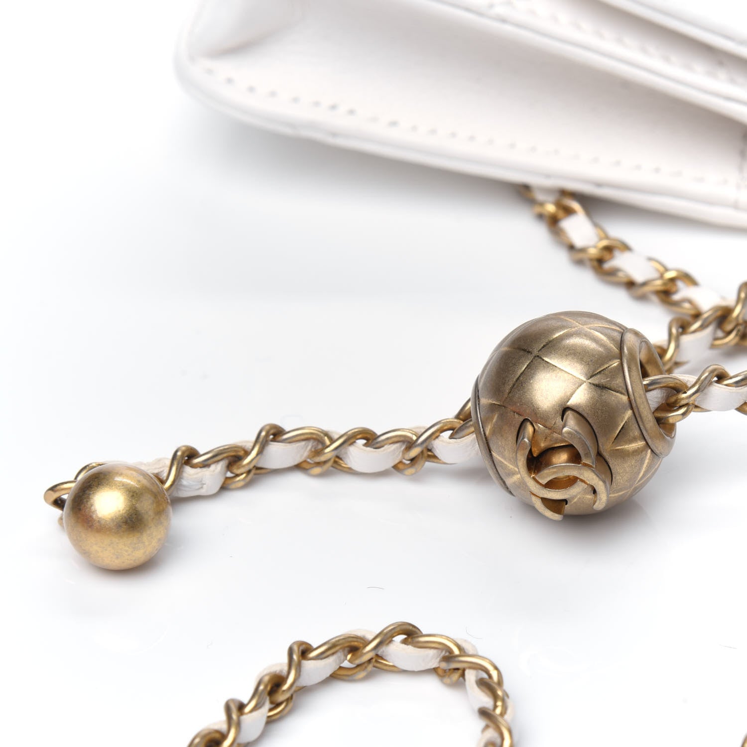 Chanel Lambskin Quilted Pearl Crush Clutch With Chain White 13 of 14