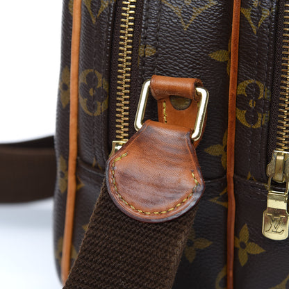 Louis Vuitton Monogram Reporter PM 13 of 17