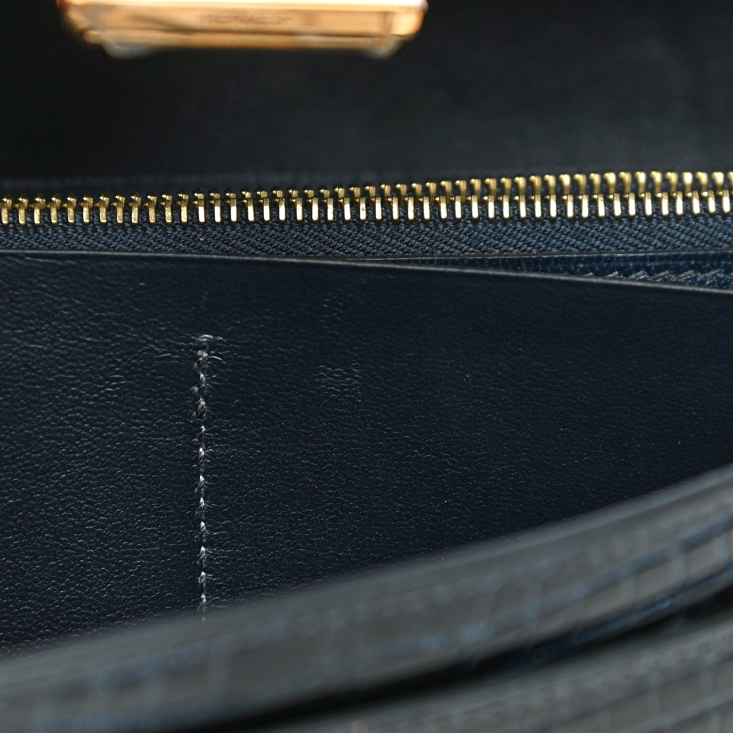 Shiny Alligator Constance Long Wallet Bleu Marine