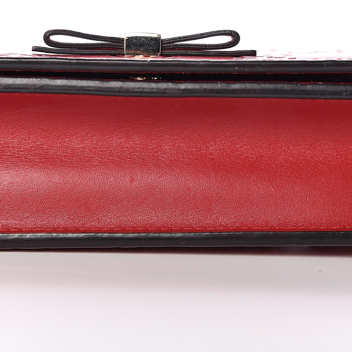 Guccissima Signature Bowy Chain Wallet Hibiscus Red