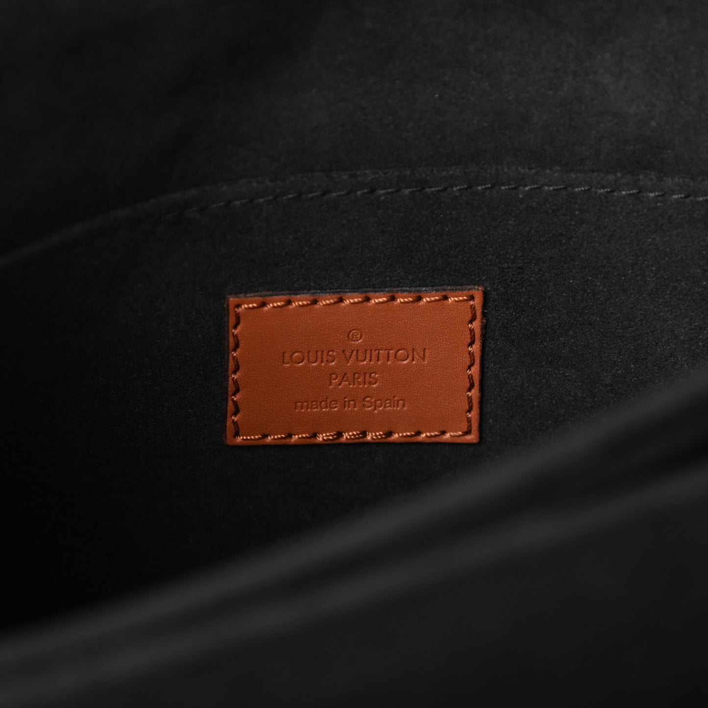 Reverse Monogram Dauphine MM