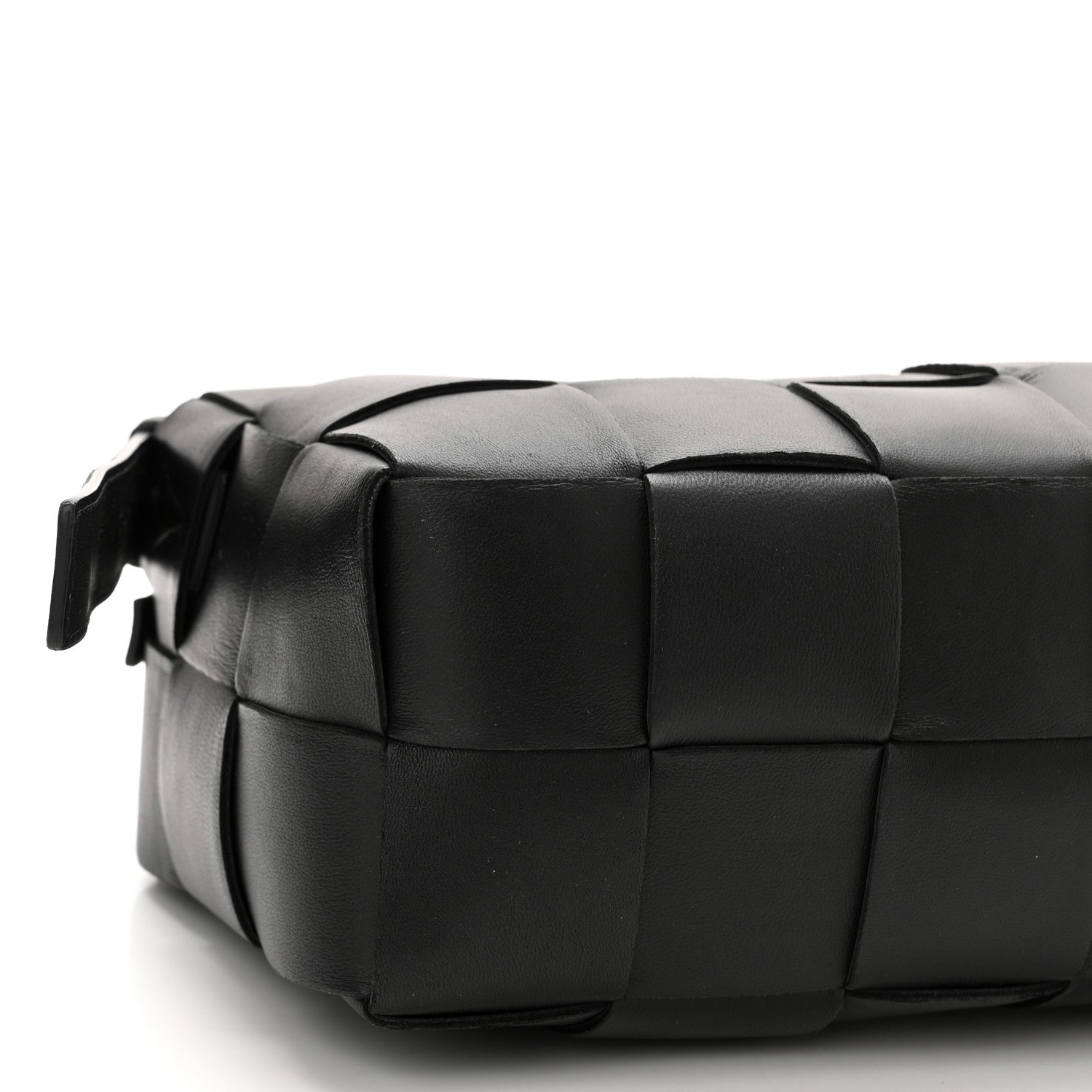 Bottega Veneta Lambskin Maxi Intrecciato Brick Cassette Bag Black 8 of 9