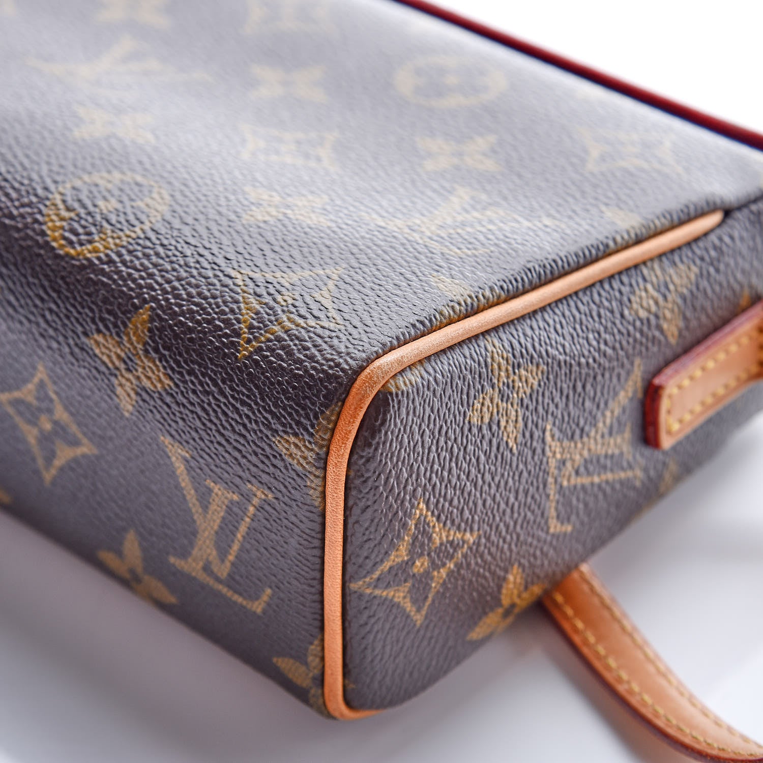 Louis Vuitton Monogram Recital 11 of 13