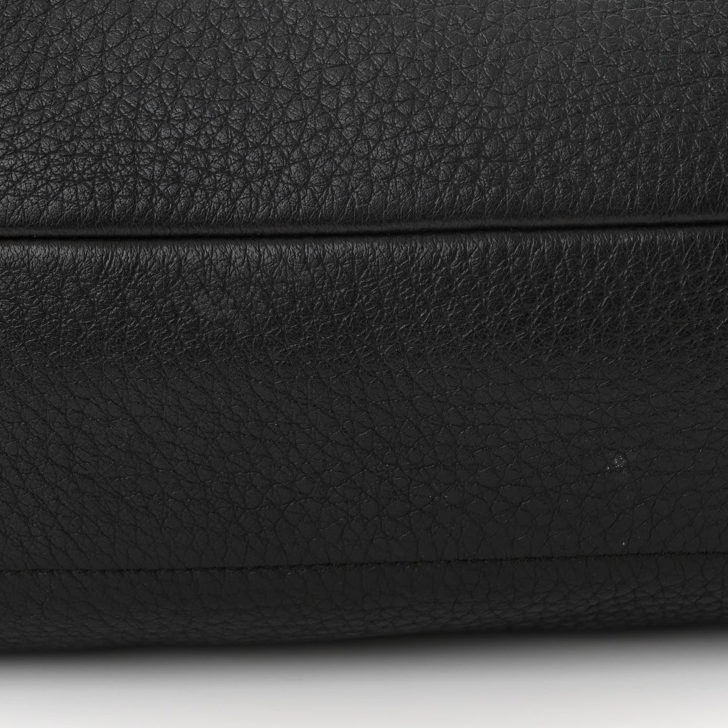 Cervo Hobo Black