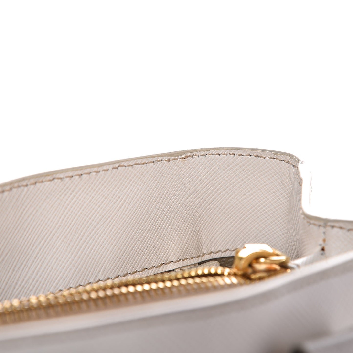 Saffiano Lux Medium Tote Talco