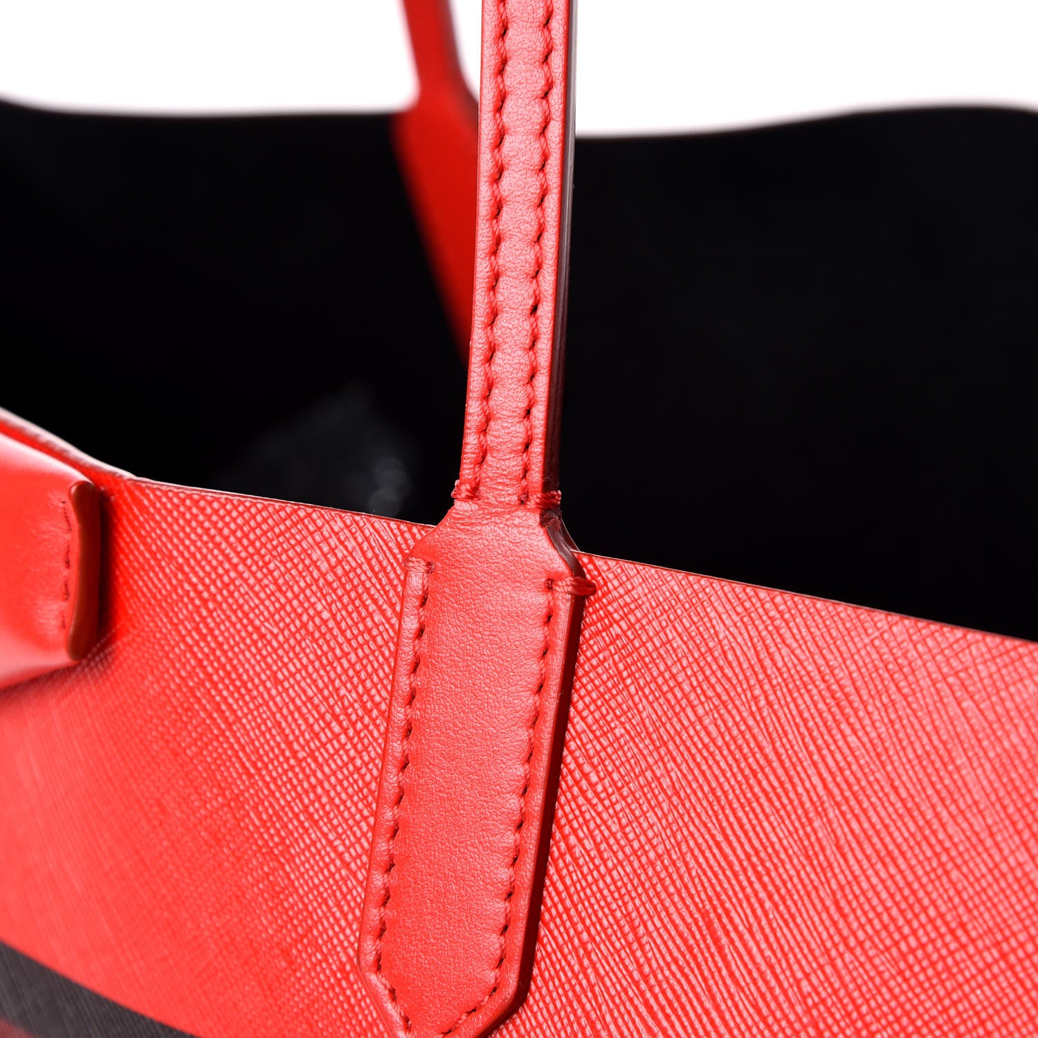 Givenchy Textured Coated Canvas Bambi Print Large Antigona Tote Red 17 of 20