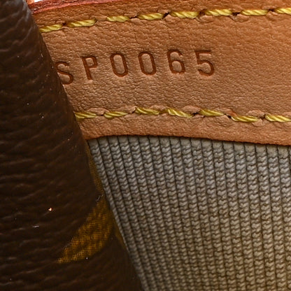Louis Vuitton Monogram Reporter PM 8 of 11