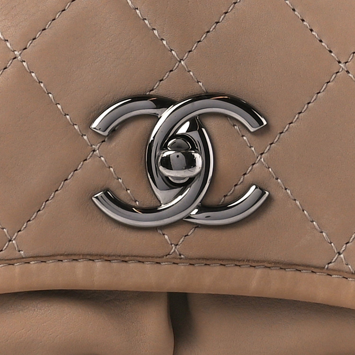 Chanel Grained Calfskin Large Natural Beauty Flap Beige 9 of 11