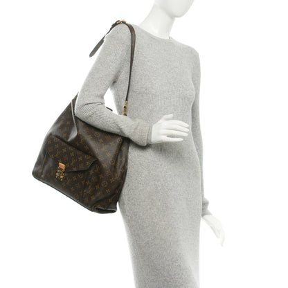 Louis Vuitton Monogram Metis 2 of 7