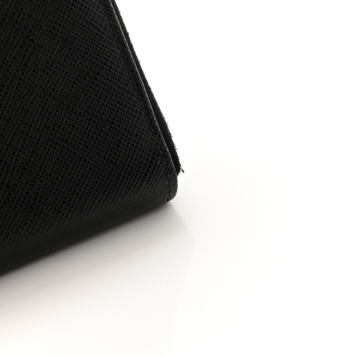 Saffiano Metal Zip Around Keychain Black