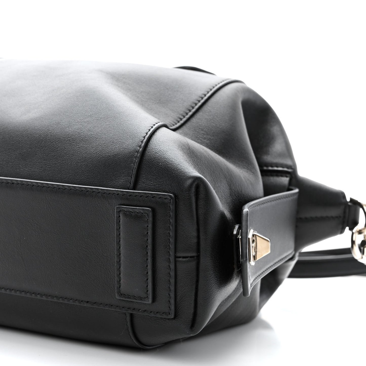 Smooth Calfskin Small Soft Antigona Black