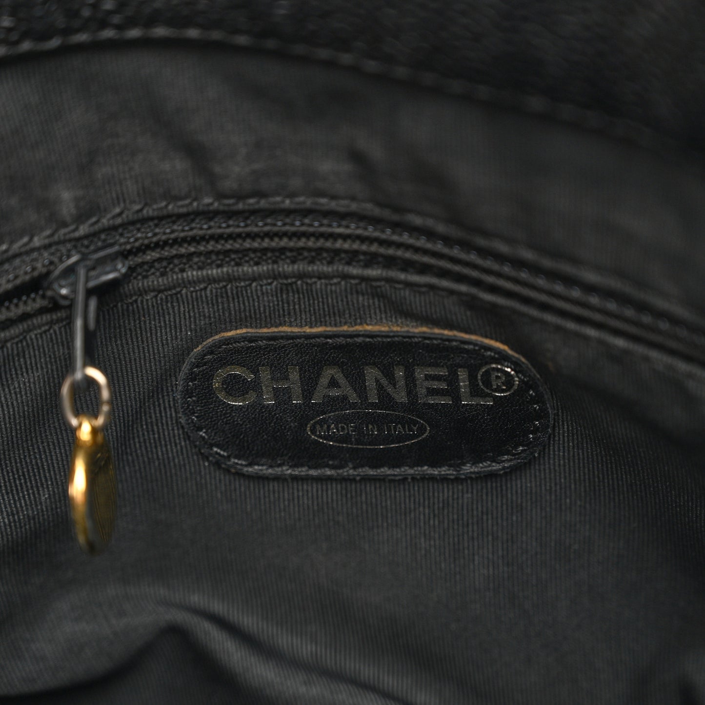 Caviar Logo Shoulder Bag Black